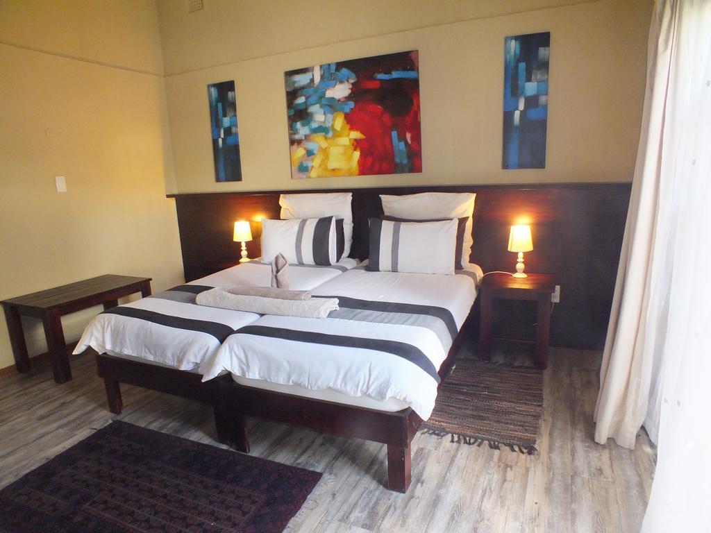 Uzuri Guesthouse Cc Windhoek Room photo